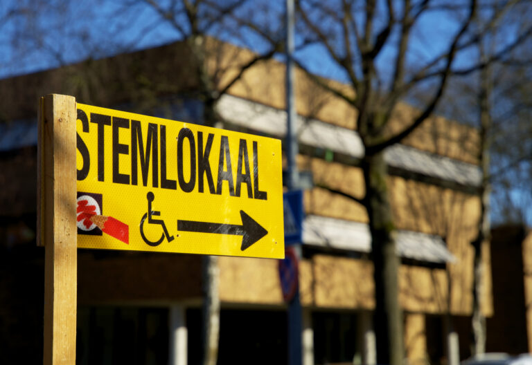 Directional sign to an election office in the Netherlands on election day